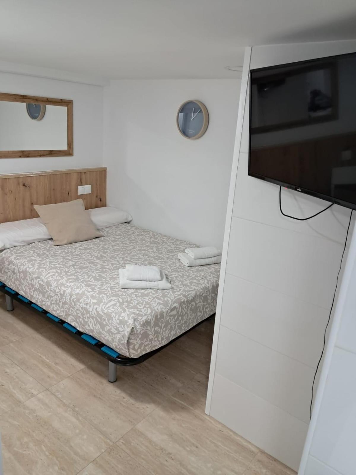 New Hortaleza Coliving Hotel มาดริด ภายนอก รูปภาพ