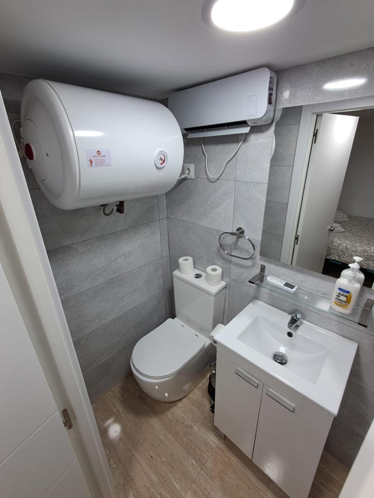 New Hortaleza Coliving Hotel มาดริด ห้อง รูปภาพ